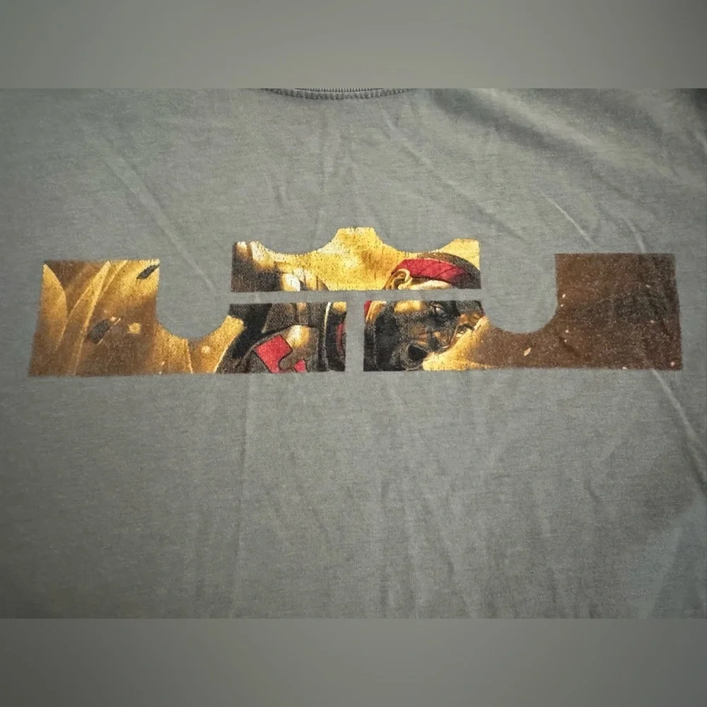 Nike Dri-FIT Gray Tee with Graphic Design - Picture 2 of 4